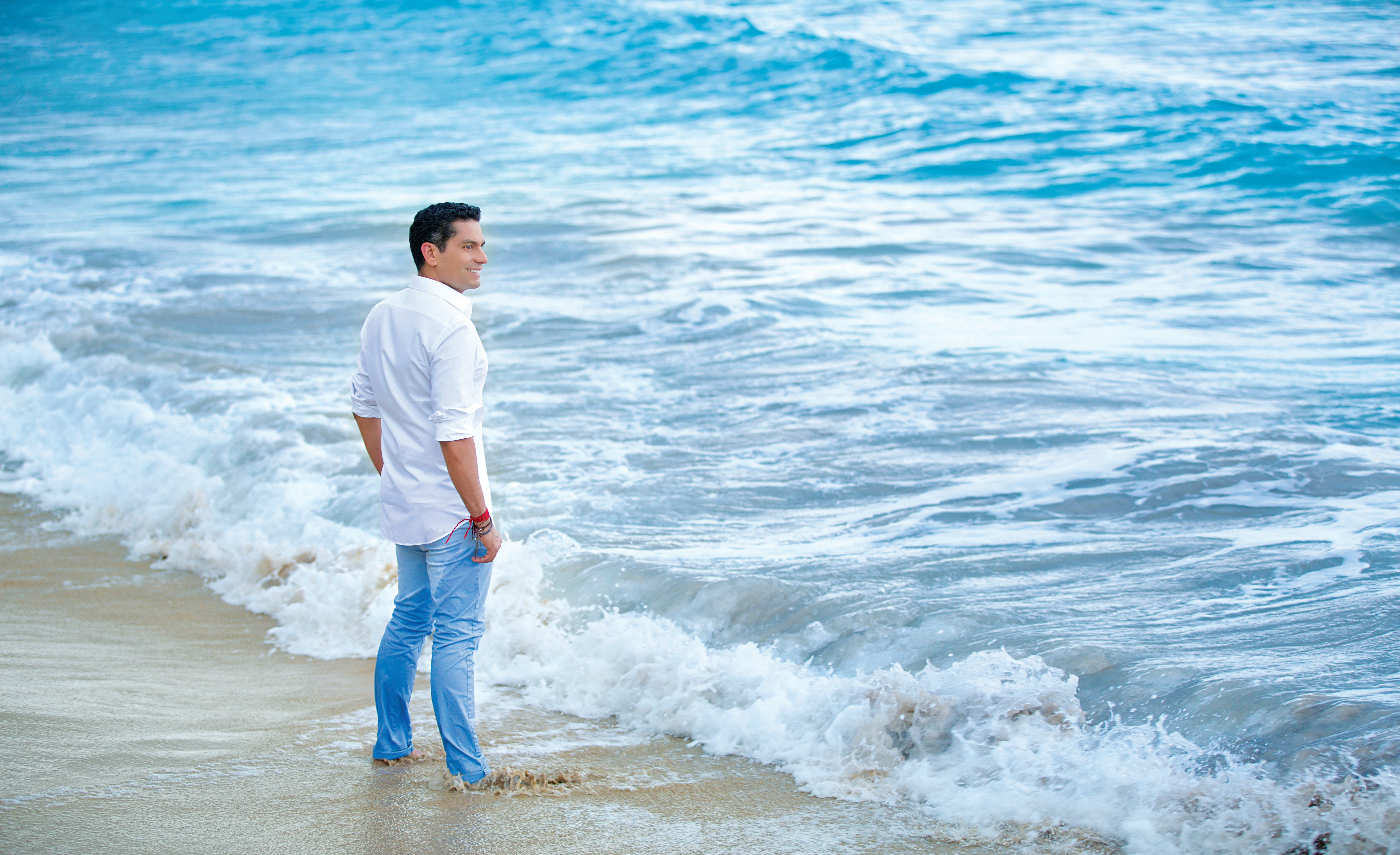 Ismael Cala en la playa